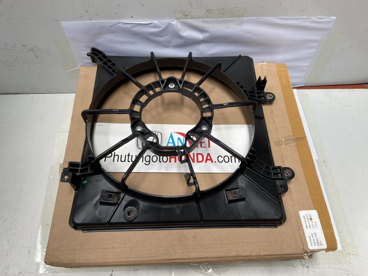 Lồng quạt két nước xe Honda Brio